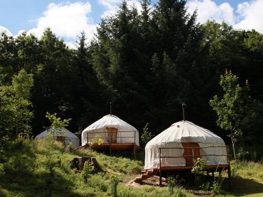 1_3yurts_sm.jpg